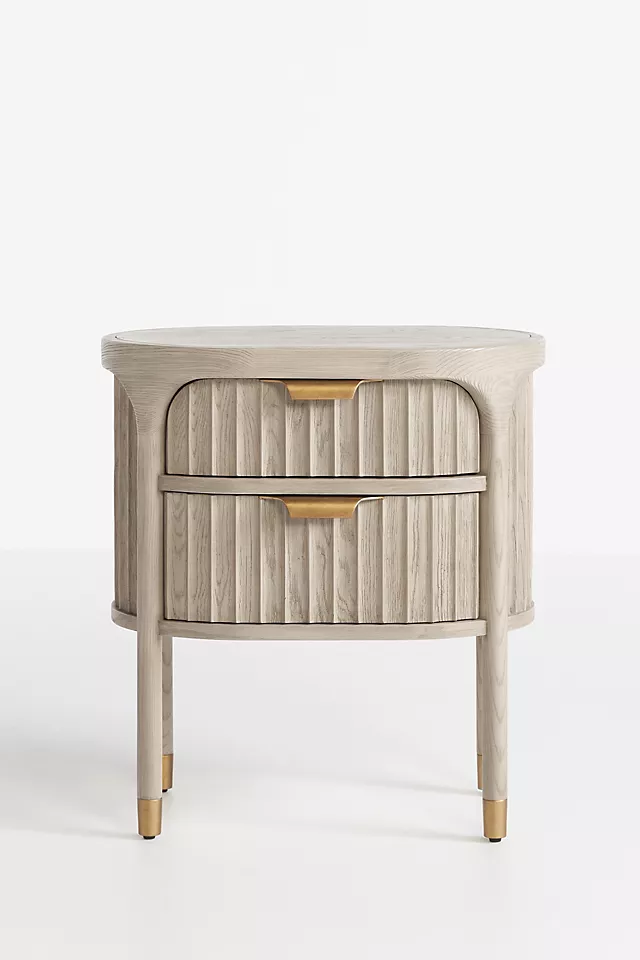 Прикроватная тумбочка с резным фасадом bs011 - фото