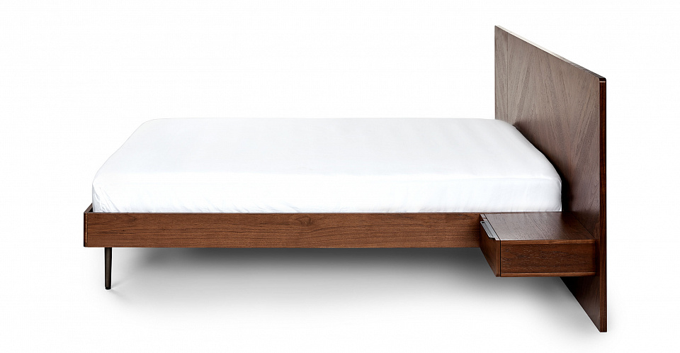 Кровать 2х-спальная с деревянным изголовьем и тумбочкой bed002 - фото